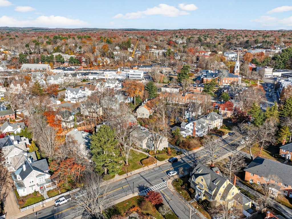 609 Washington St # 303