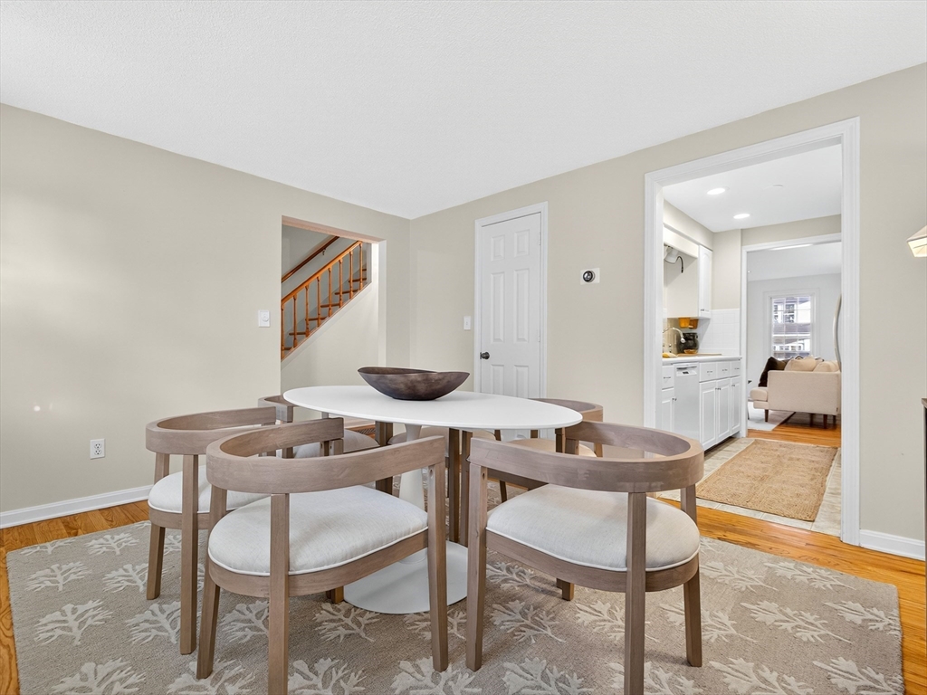 609 Washington St # 303