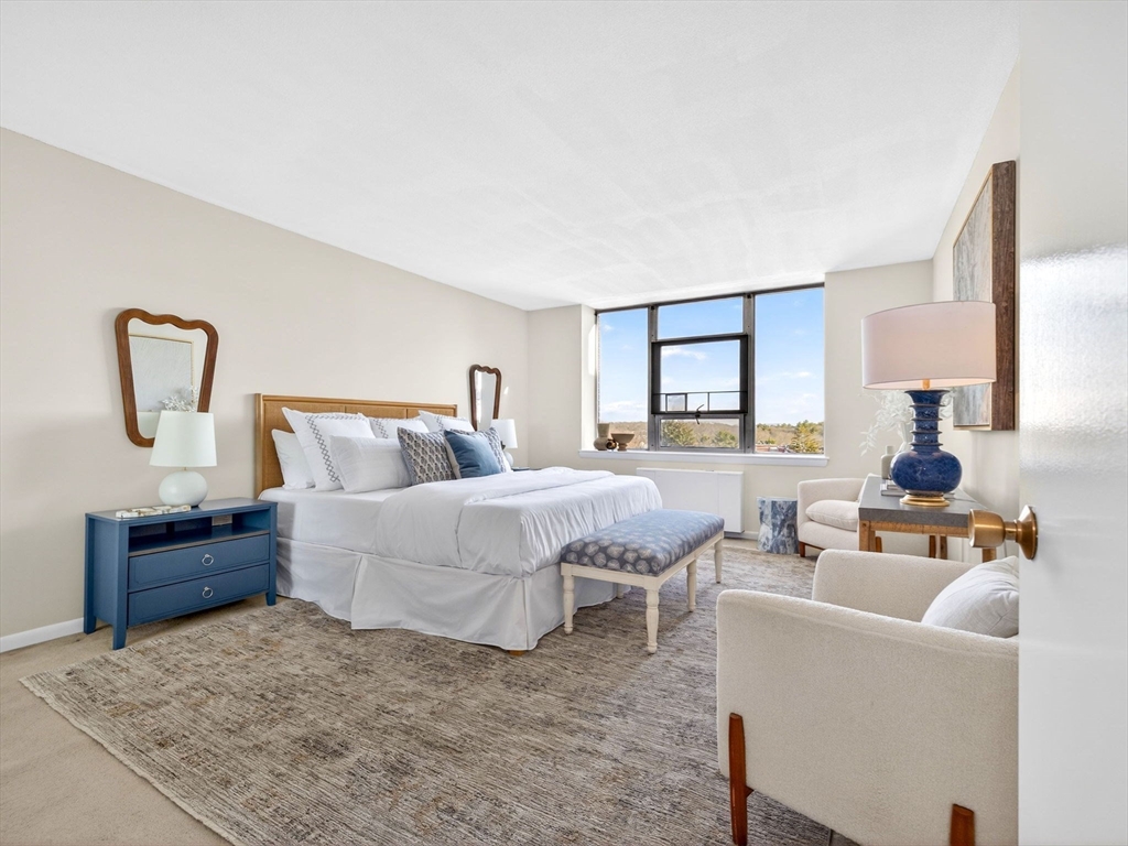 280 Boylston St # 804