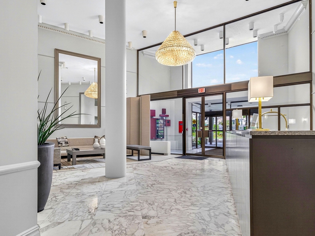 280 Boylston St # 804