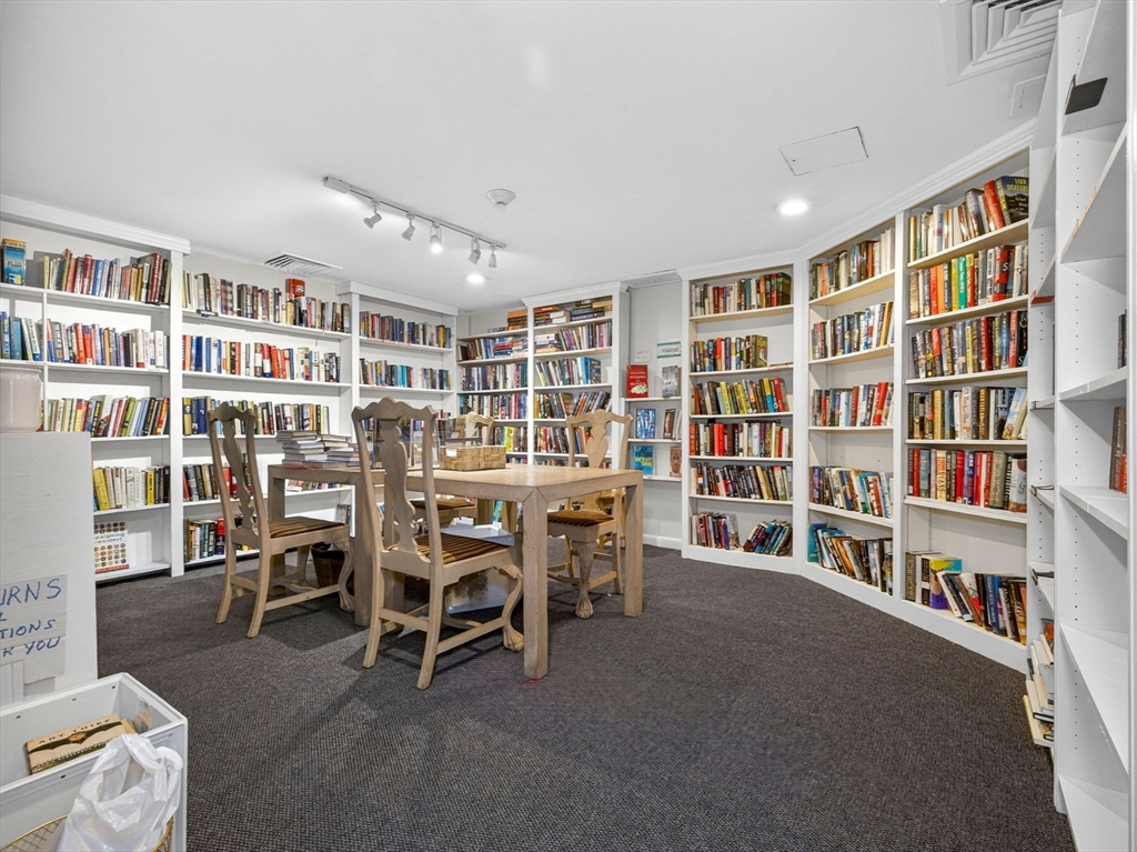 280 Boylston St # 804