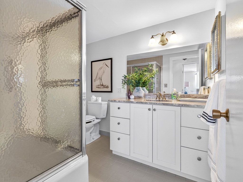 280 Boylston St # 804