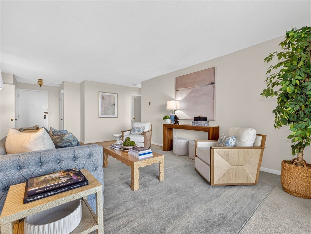 280 Boylston St # 804