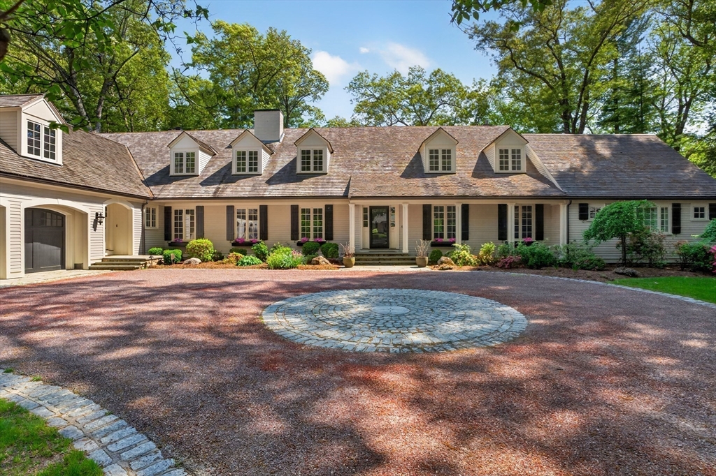 12 Winding River Cir