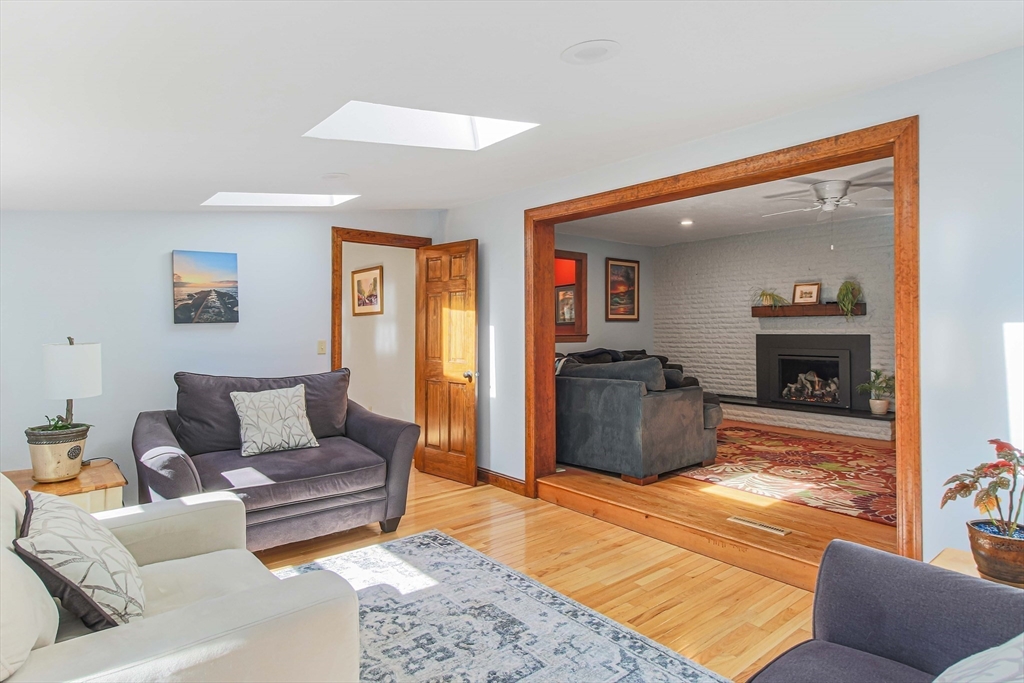 26 Middlemost Way