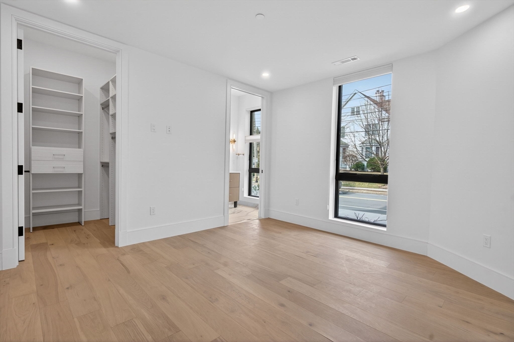 1114 Beacon # 101