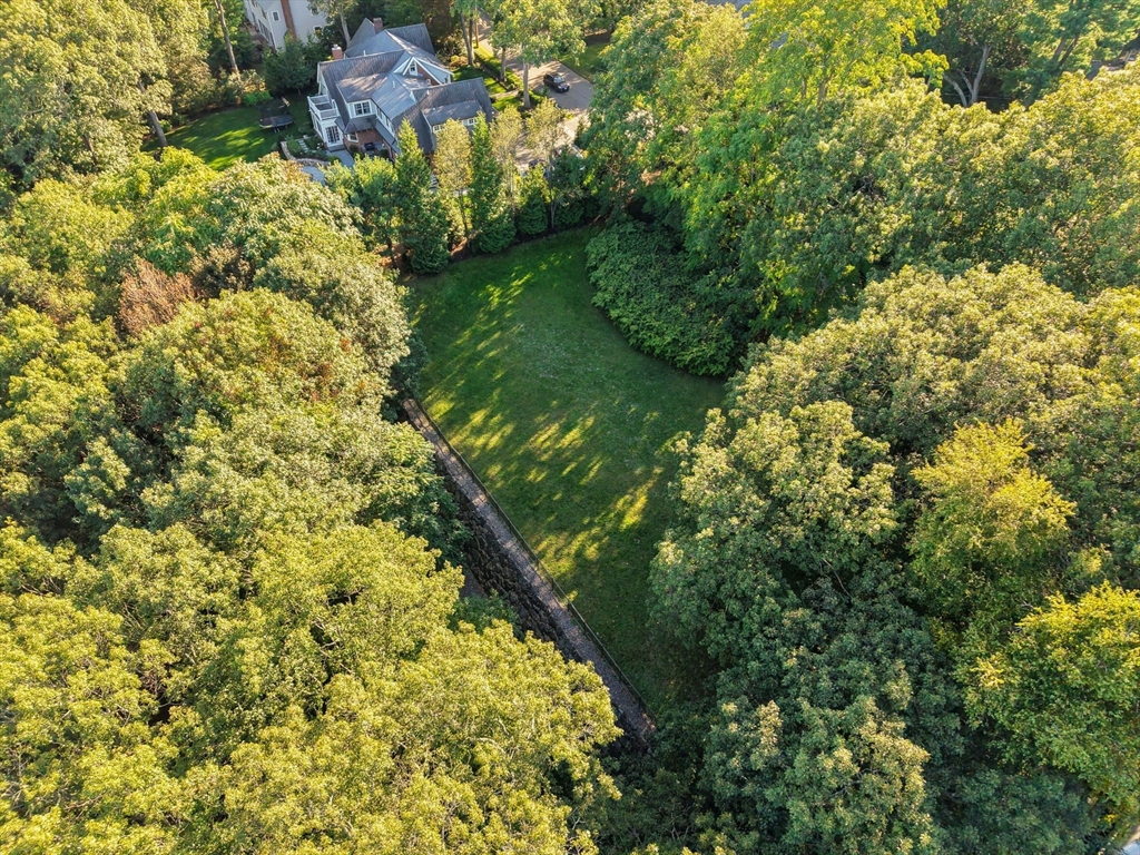 33 Boulder Rd