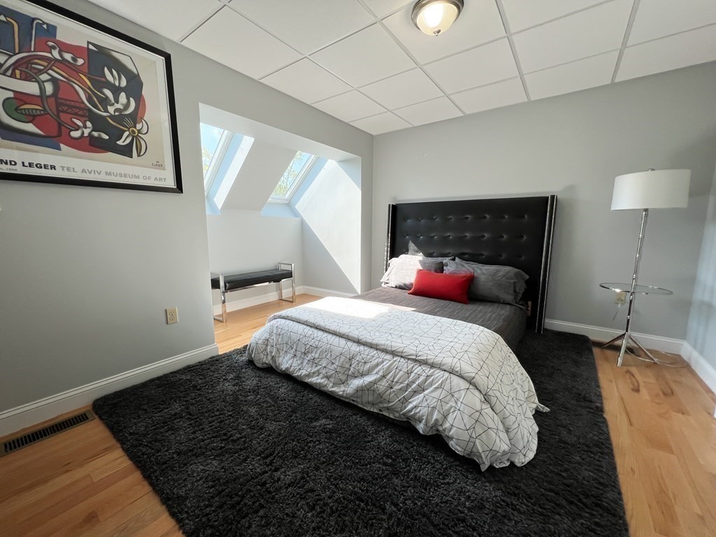 139R Linden St # 2