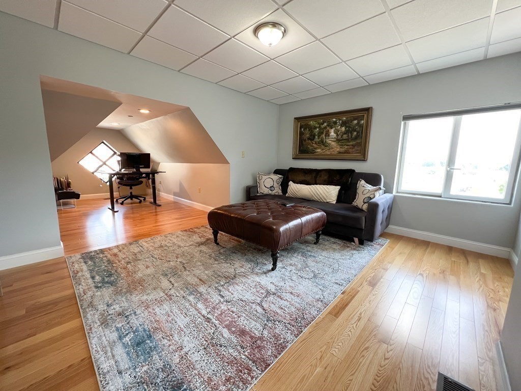 139R Linden St # 2