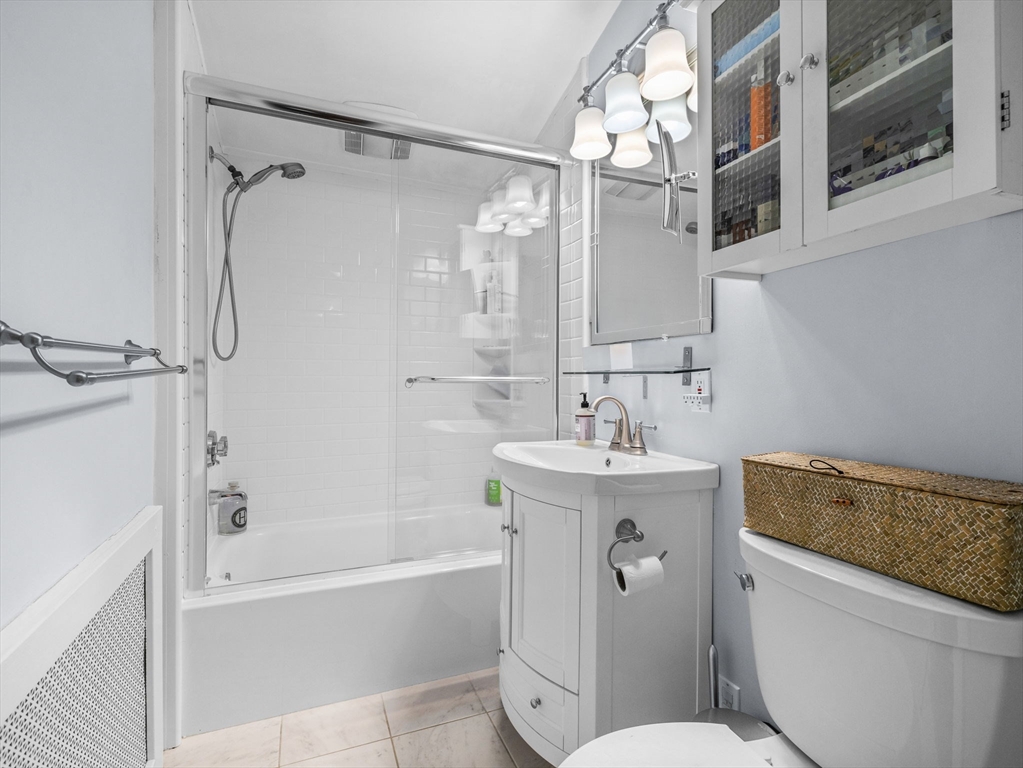 12 Appleby Rd # 2L