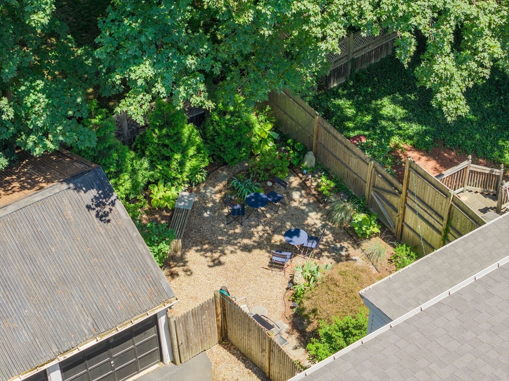 12 Appleby Rd # 2L