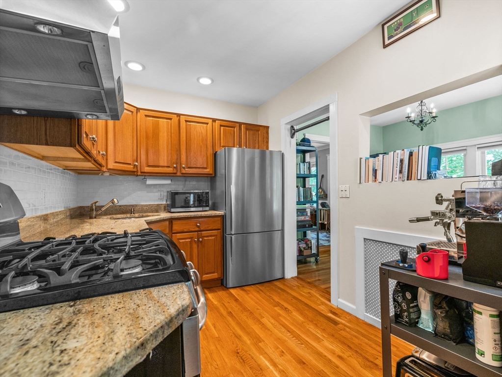 12 Appleby Rd # 2L