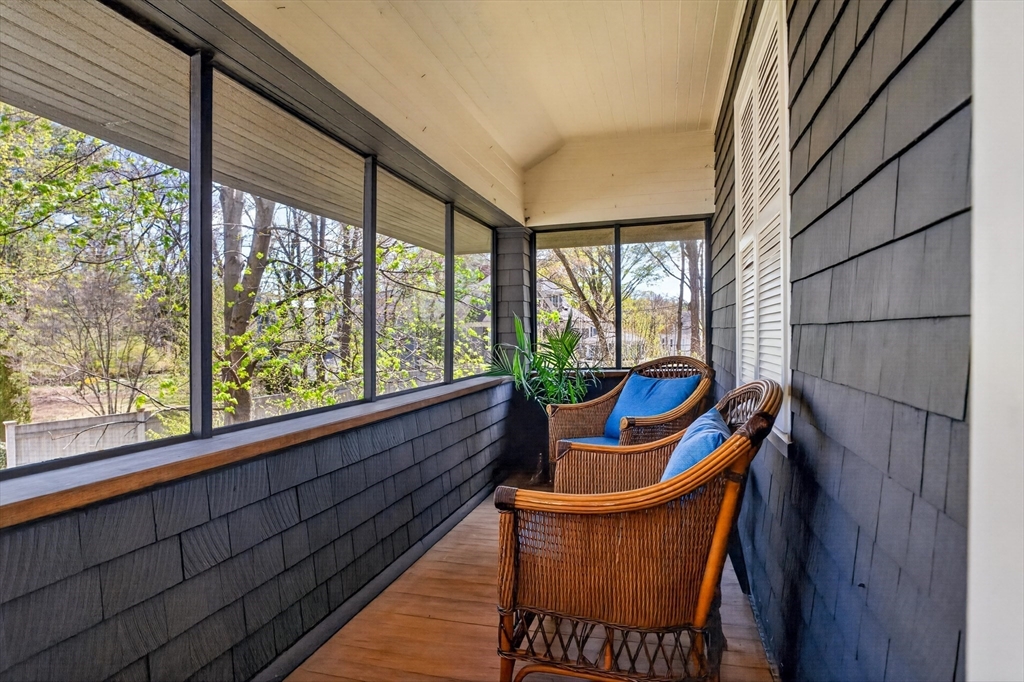 70 Curve St