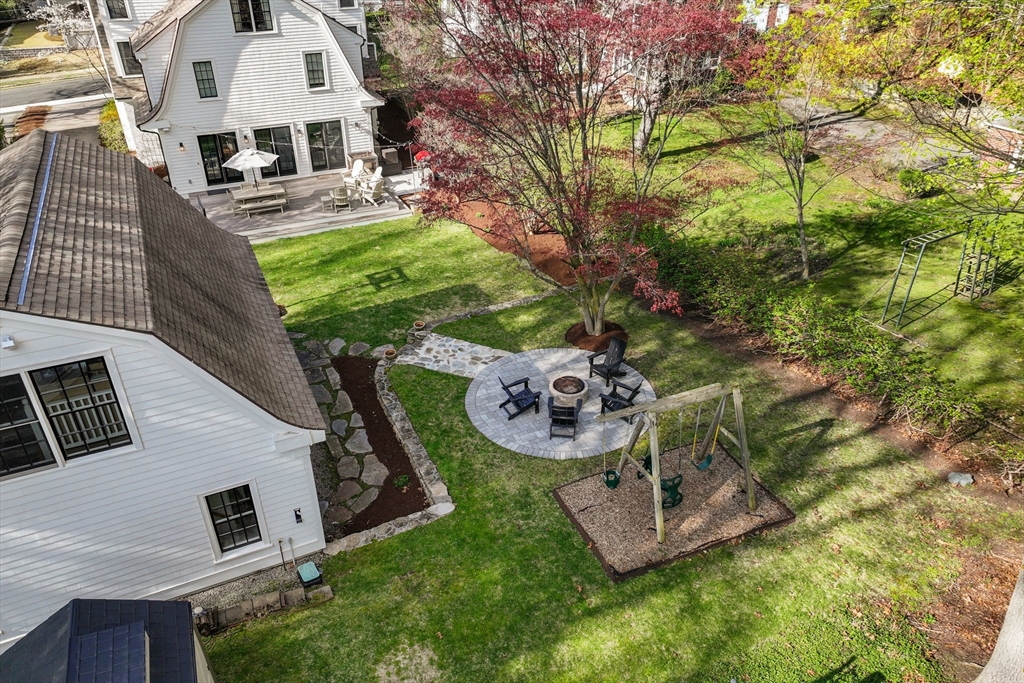 30 Trowbridge Ave