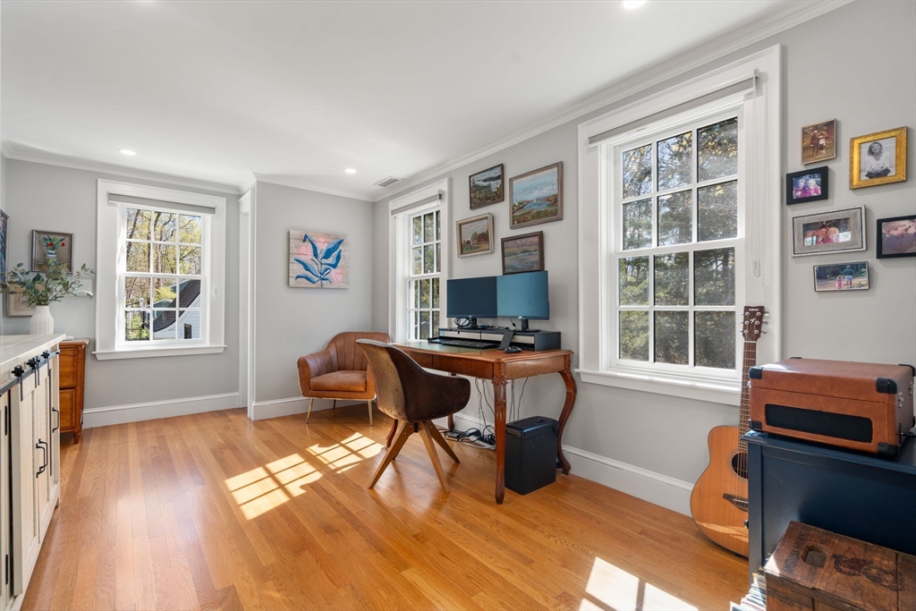 30 Trowbridge Ave