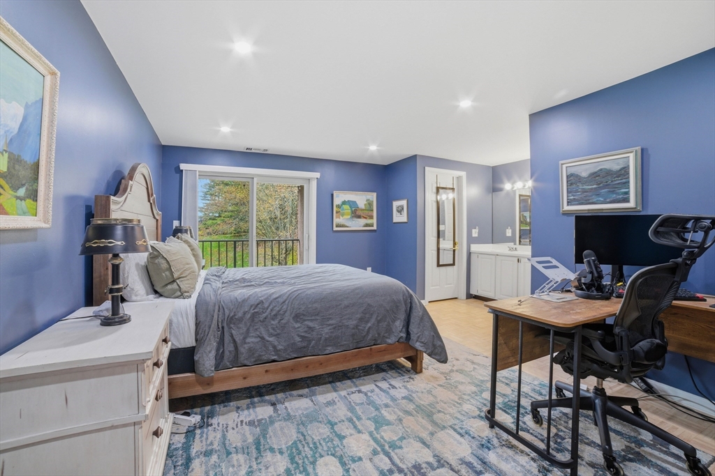 11 Ledgewood Way # 16