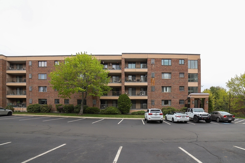 11 Ledgewood Way # 16