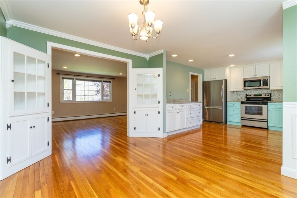 4 Clearview Dr