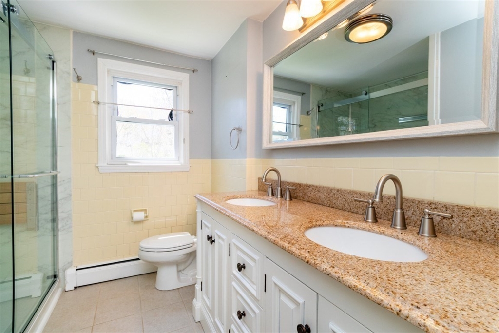 4 Clearview Dr