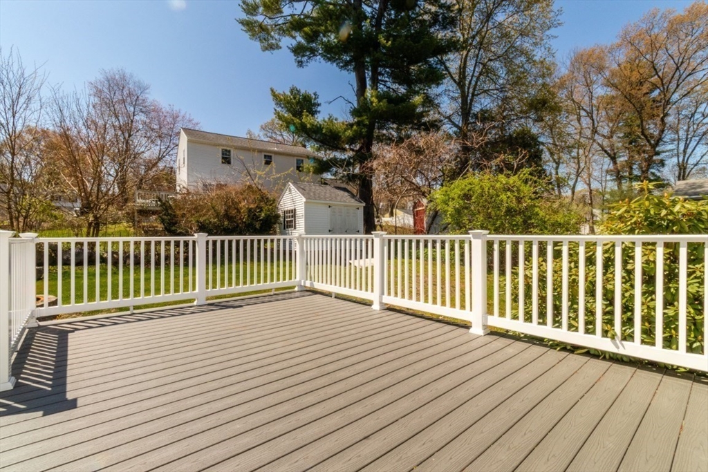 4 Clearview Dr