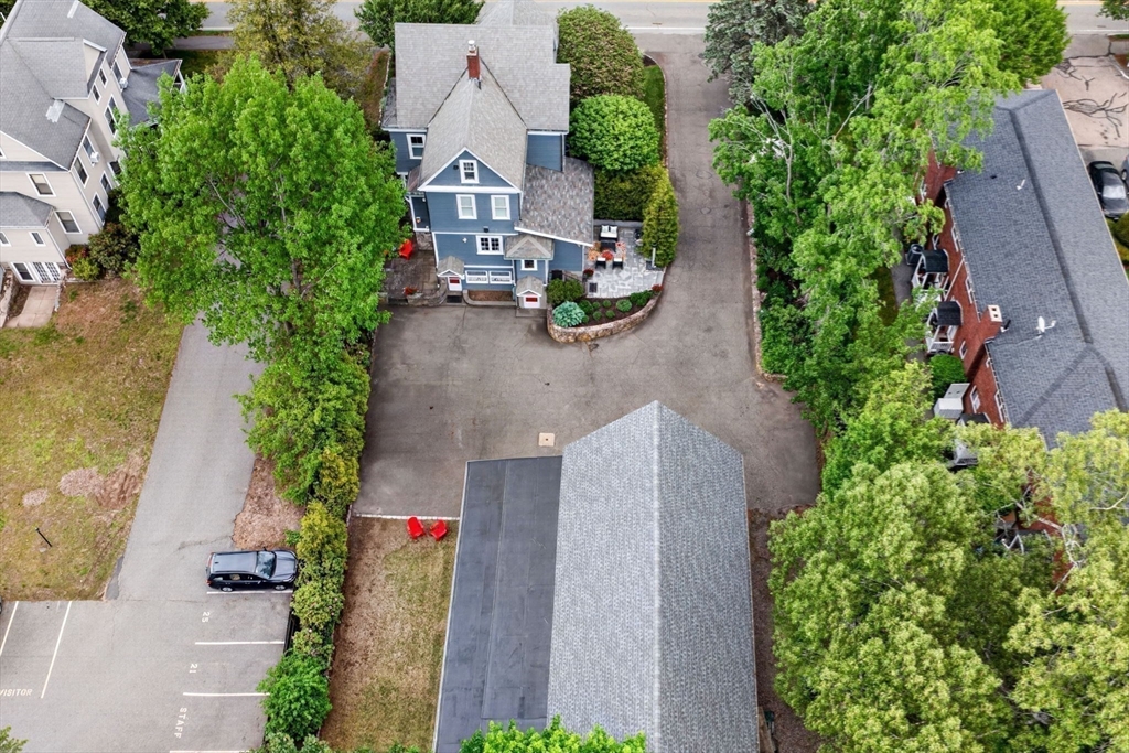 33 Linden Street