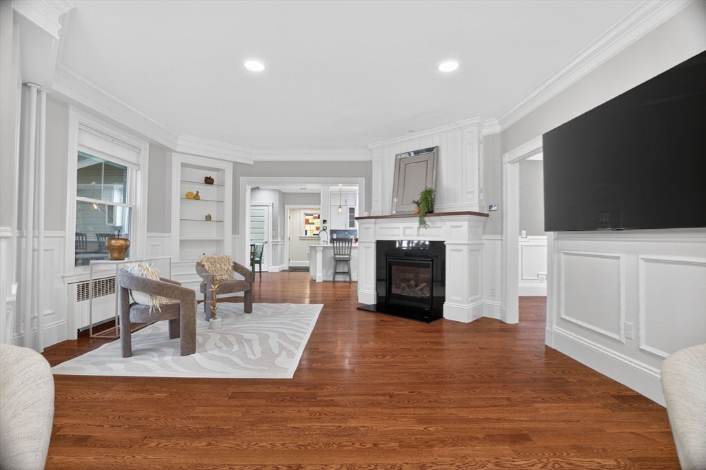 33 Linden Street