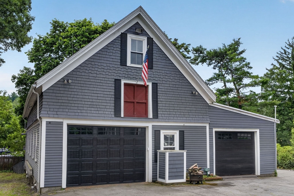 33 Linden Street
