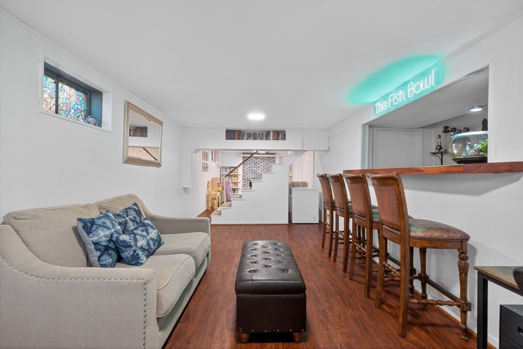60 Riverview Cir