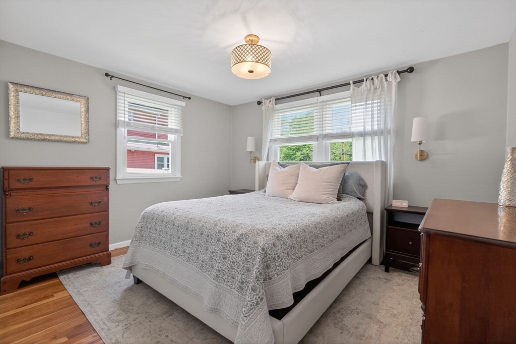60 Riverview Cir