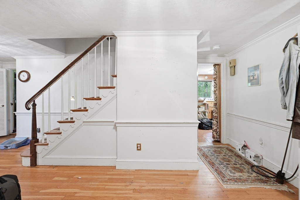 95 Woodridge Rd