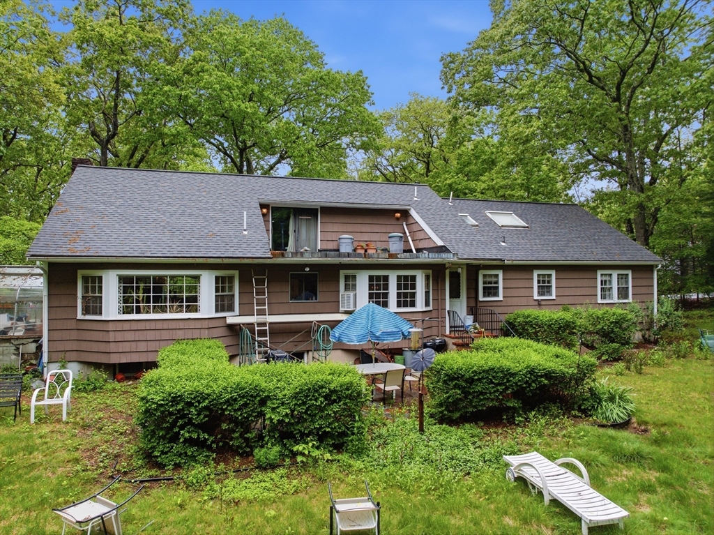 95 Woodridge Rd