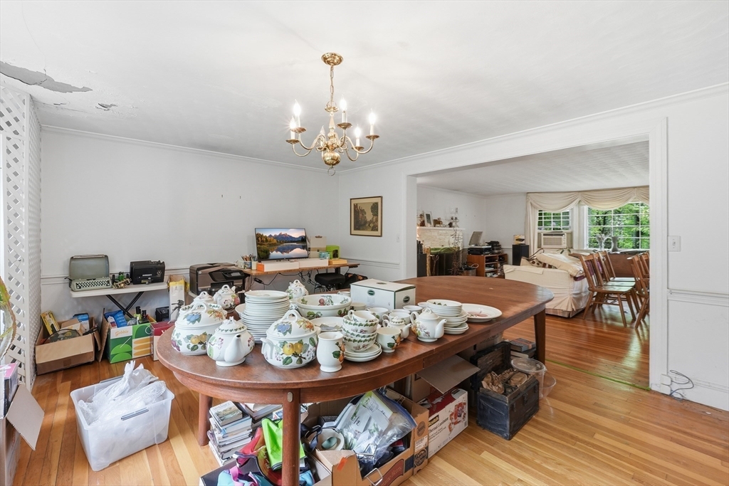 95 Woodridge Rd