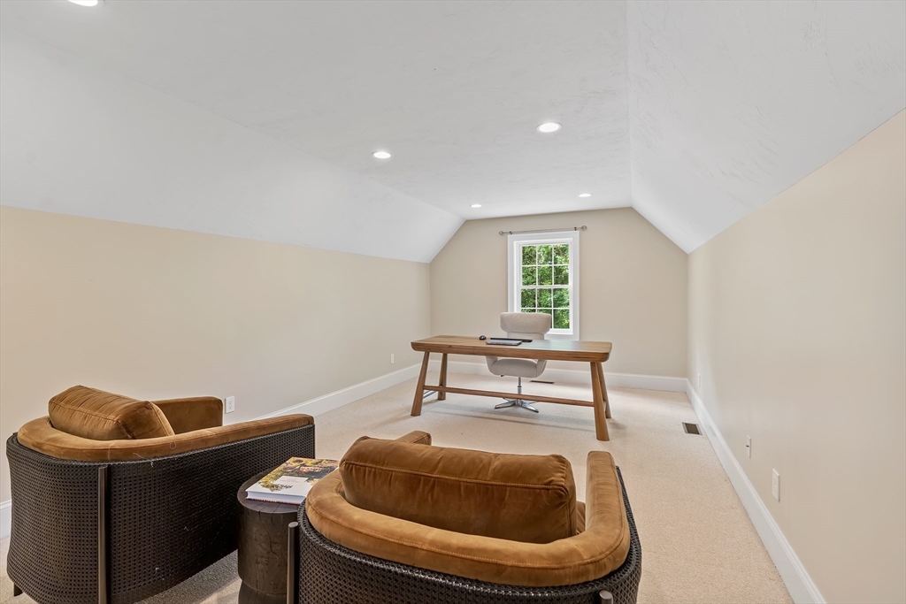14 Bennett Rd