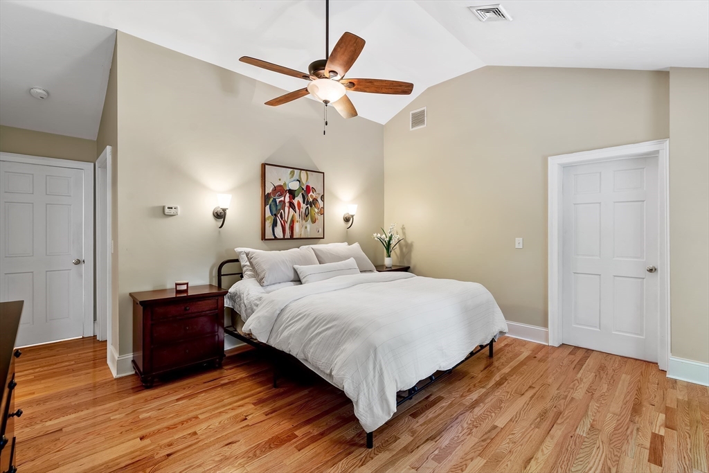 14 Bennett Rd