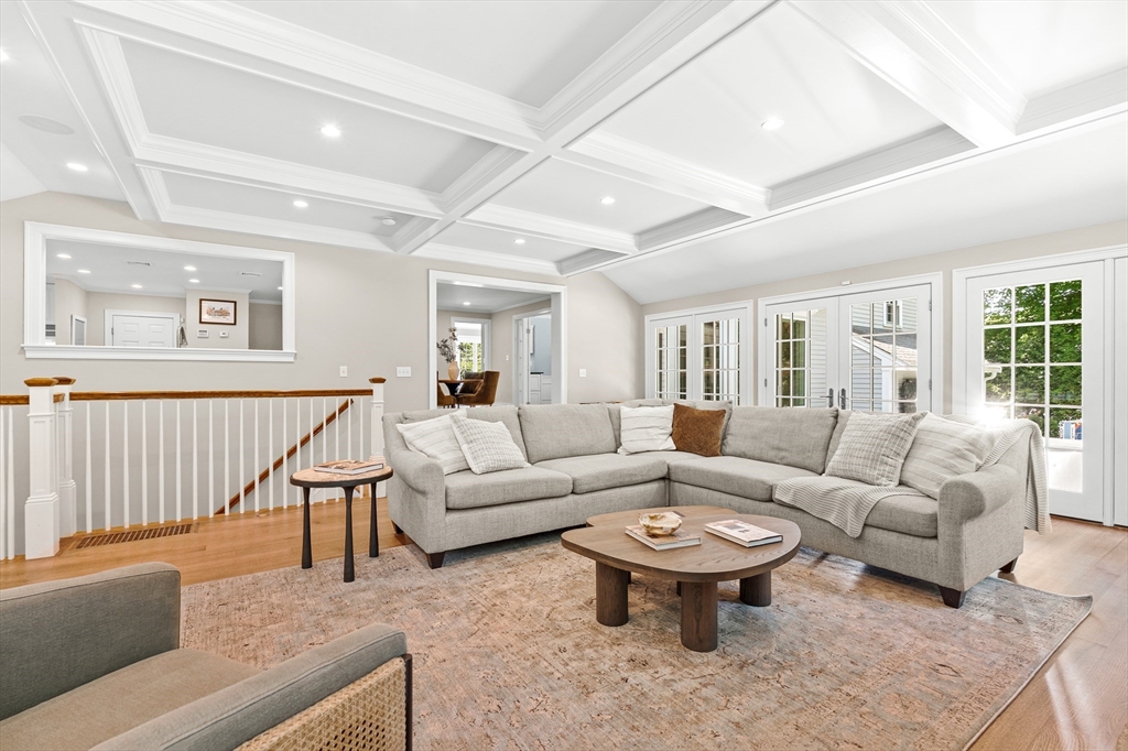 24 Radcliffe Rd