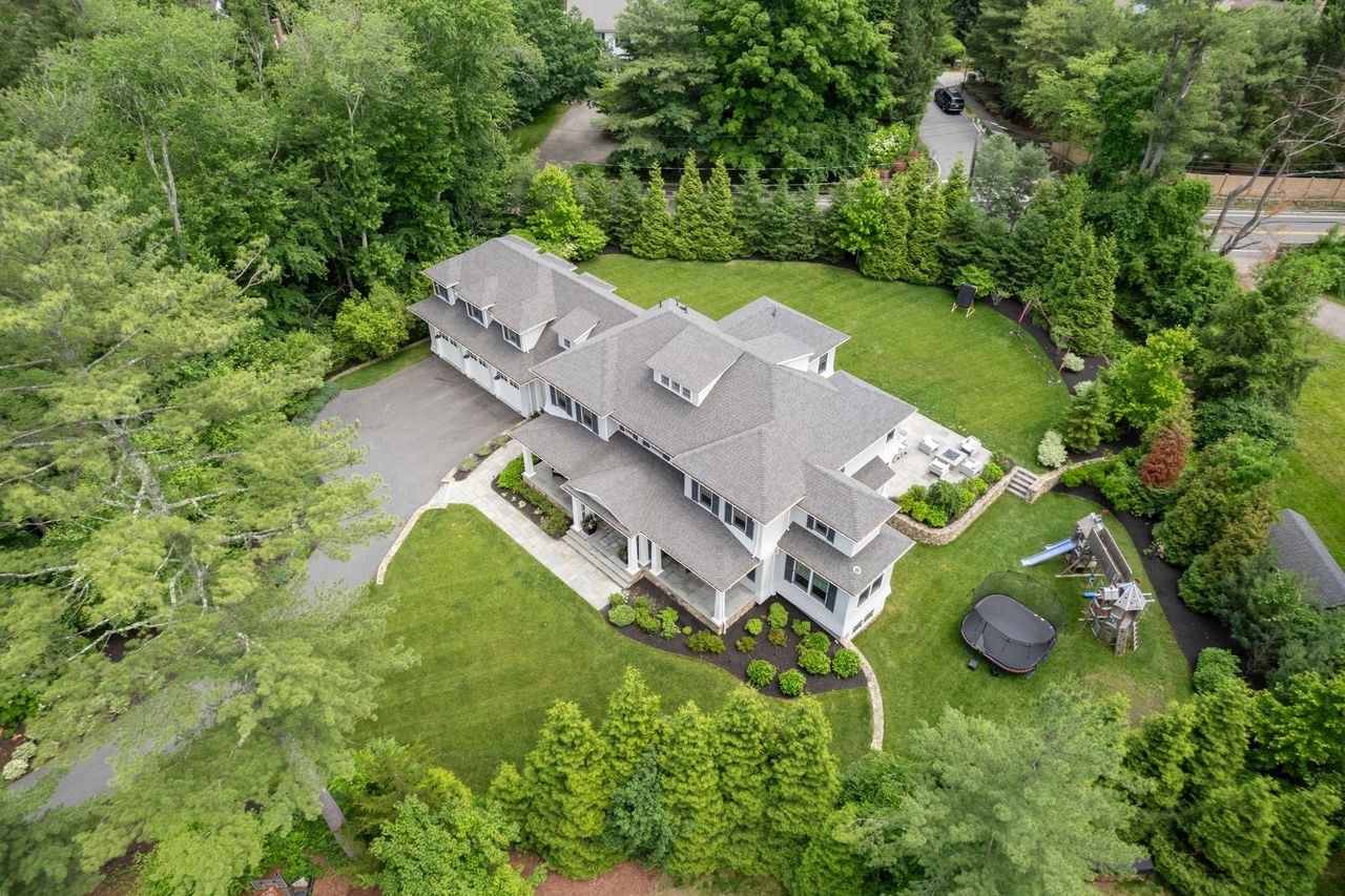 45 Longmeadow Rd