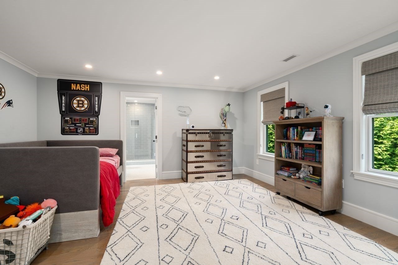 45 Longmeadow Rd