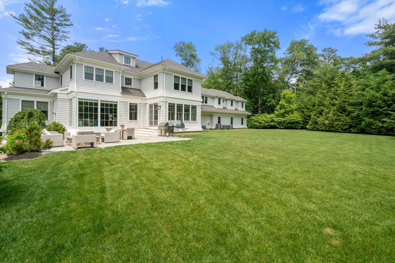 45 Longmeadow Rd