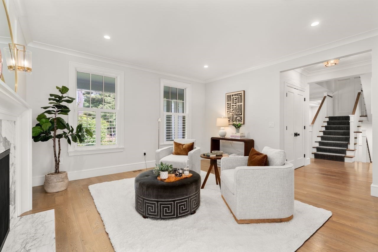 45 Longmeadow Rd