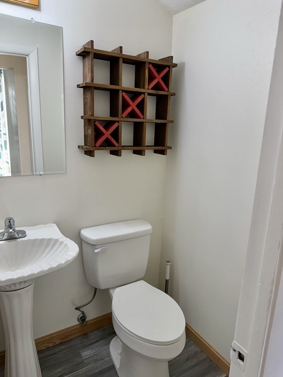 4 Rutledge Rd # 4