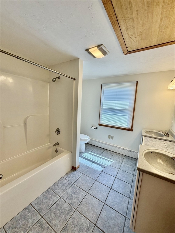4 Rutledge Rd # 4
