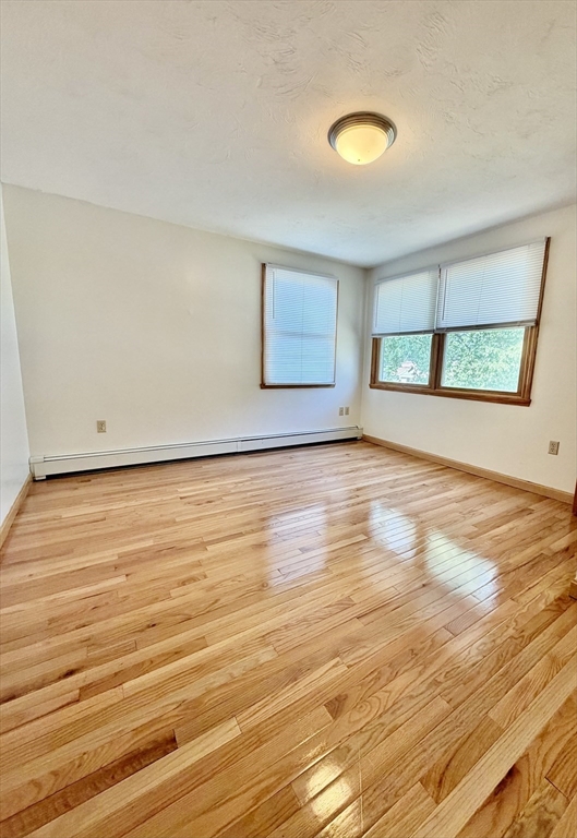 4 Rutledge Rd # 4