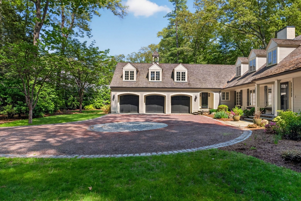 12 Winding River Cir