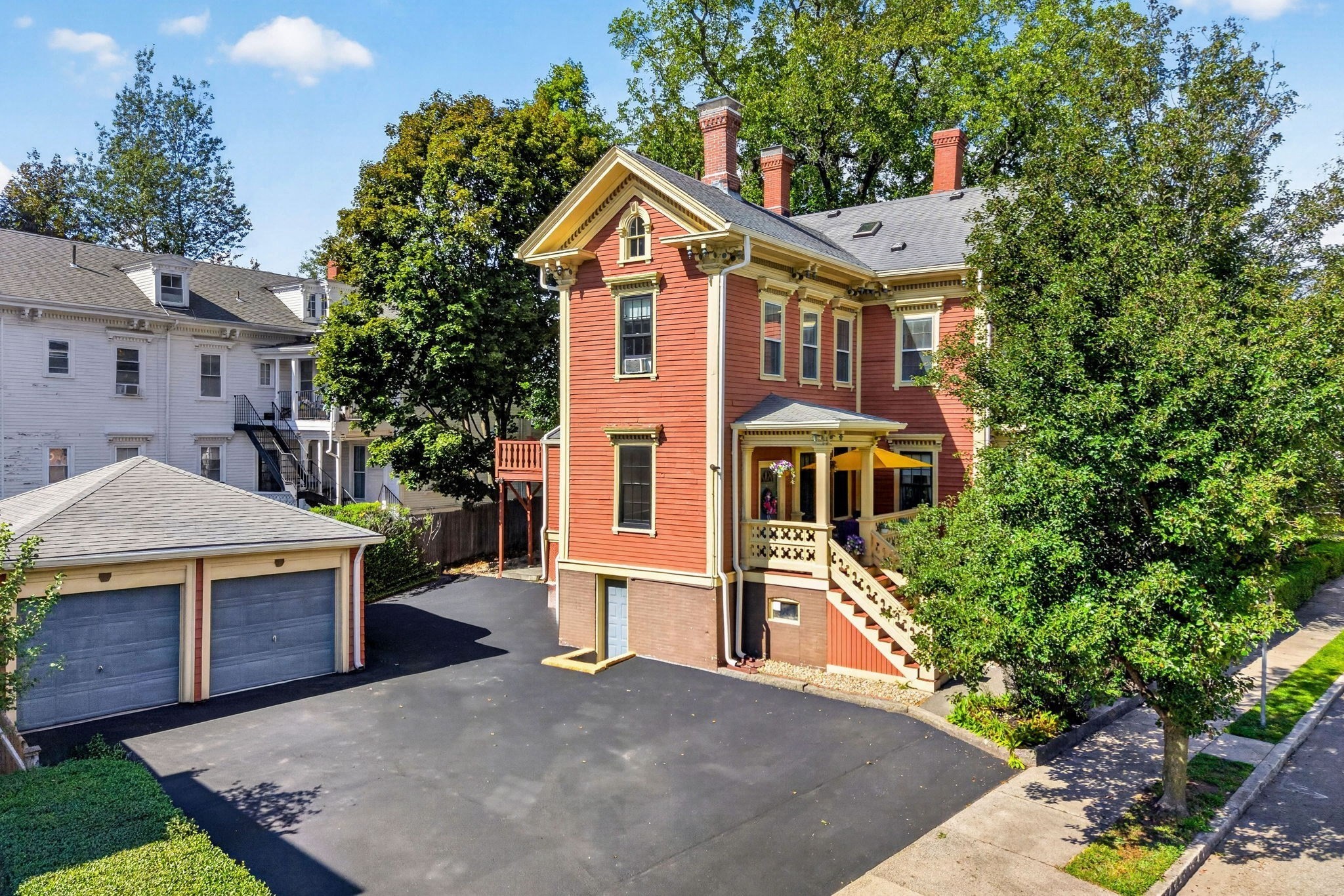 122 W Wyoming Ave # C