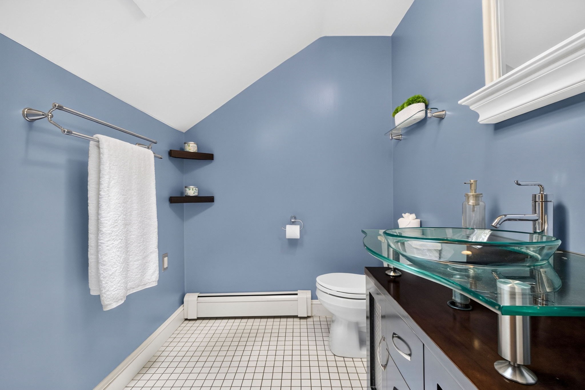 122 W Wyoming Ave # C