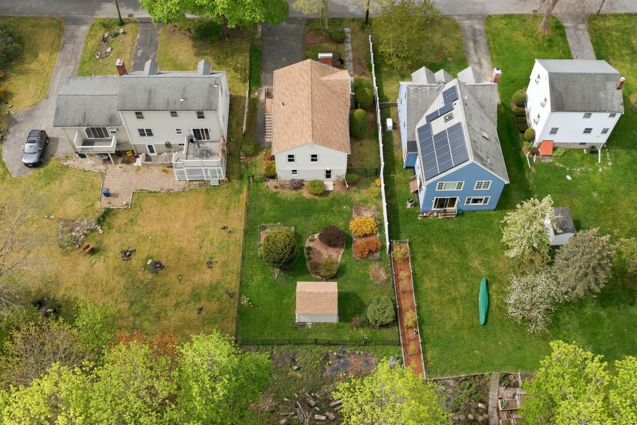 46 Grapevine Ave