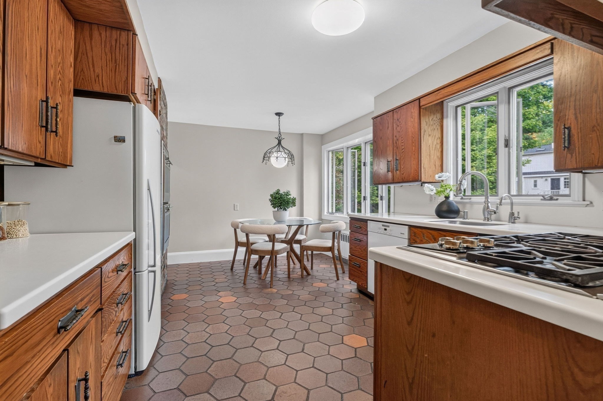 12 Grantland Rd
