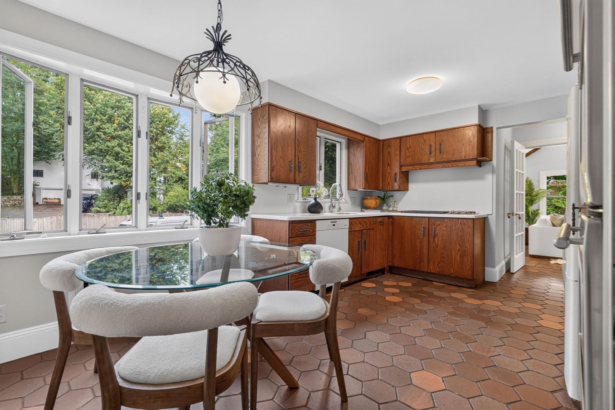12 Grantland Rd