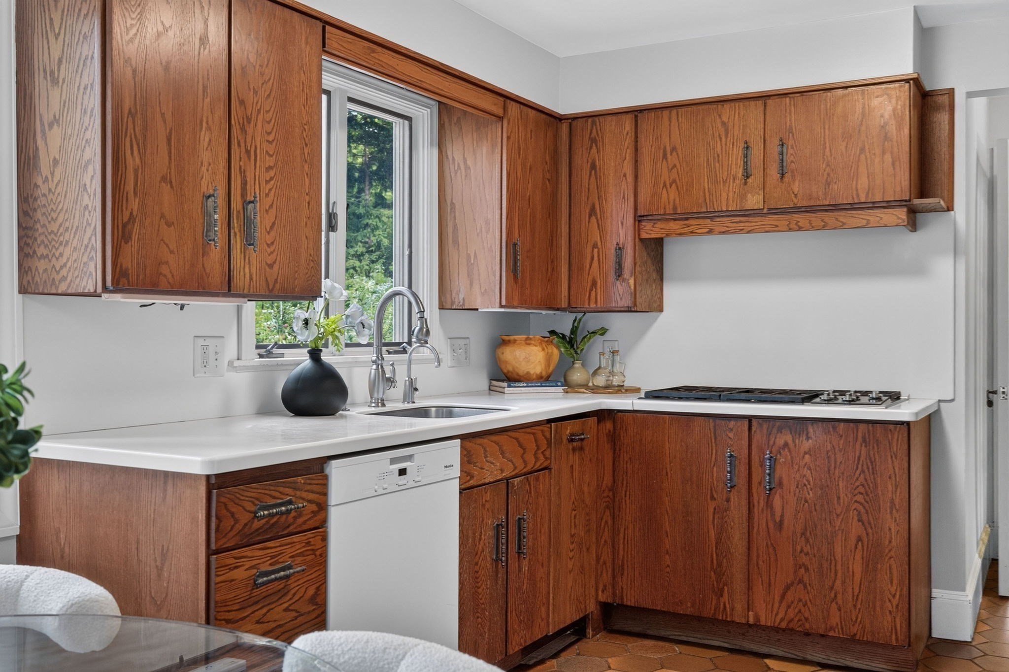 12 Grantland Rd