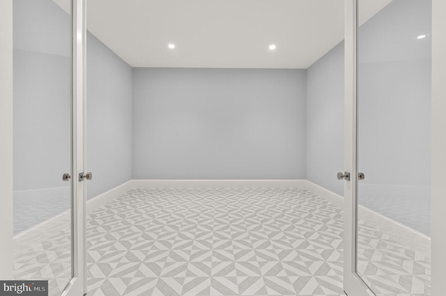 5017 Upton St NW - Washington DC